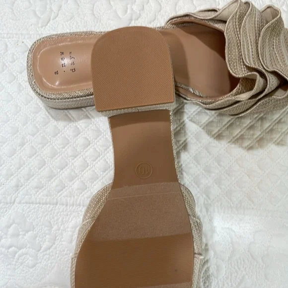 A New Day, beautiful slide sandals,  size 10 never worn! NWOT - Picture 8 of 8